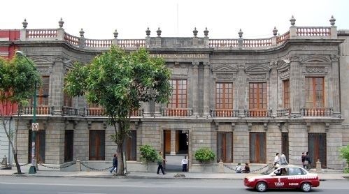 Portada del Museo Nacional de San Carlos