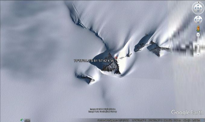 La Pirámide Antártica desde el Google Earth