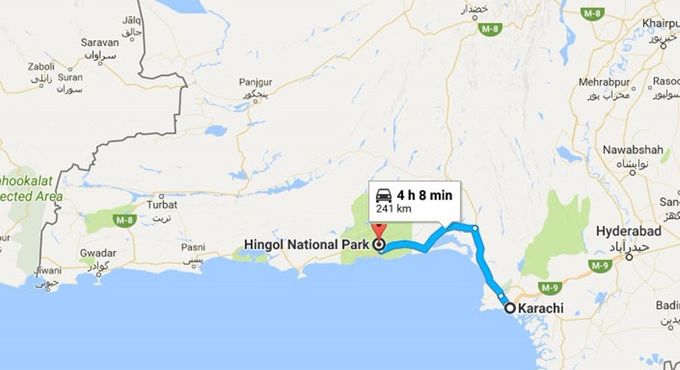 Está a cuatro horas en coche desde Karachi al Parque Nacional de Hingol, a lo largo de la carretera costera de Makran. La esfinge de Baluchistán se encuentra dentro del Parque Nacional Hingol.