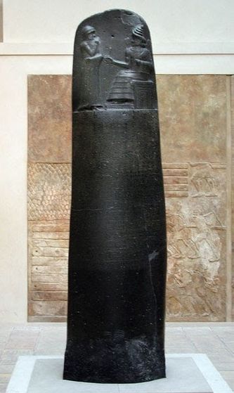 Estela con el Código de Hammurabi