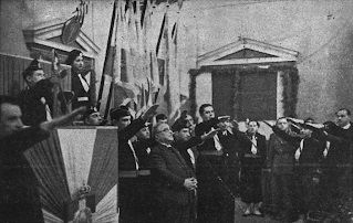El estado fascista se hizo con el control económico
de la sociedad italiana, desde la electricidad hasta la educación.