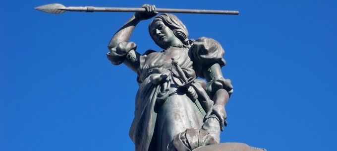 Estatua de María Pita, en el centro de La Coruña.