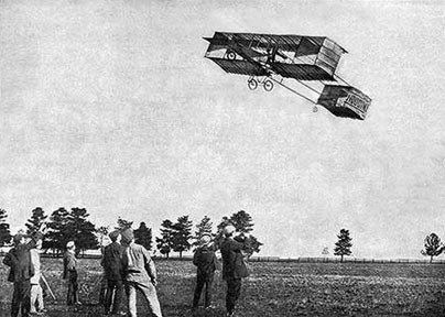En vuelo sobre Australia el 16 de marzo de 1910