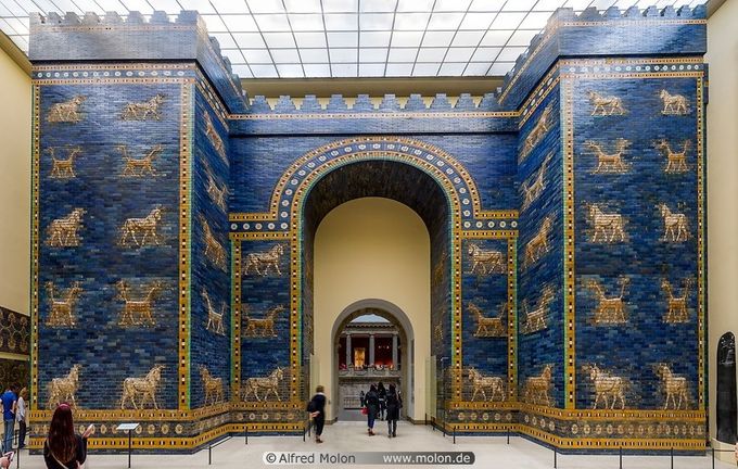 Puerta de Ishtar en el Museo de Pergamo en Berlín