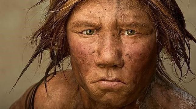 Una mujer neandertal imagen de archivo de ABC Ciencia