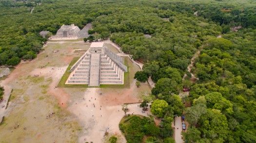 Vista aérea de Chichén Itzá.