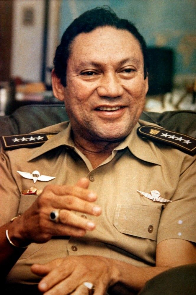 Manuel Noriega, el dictador panameño que trabajó con los narcos y la CIA.