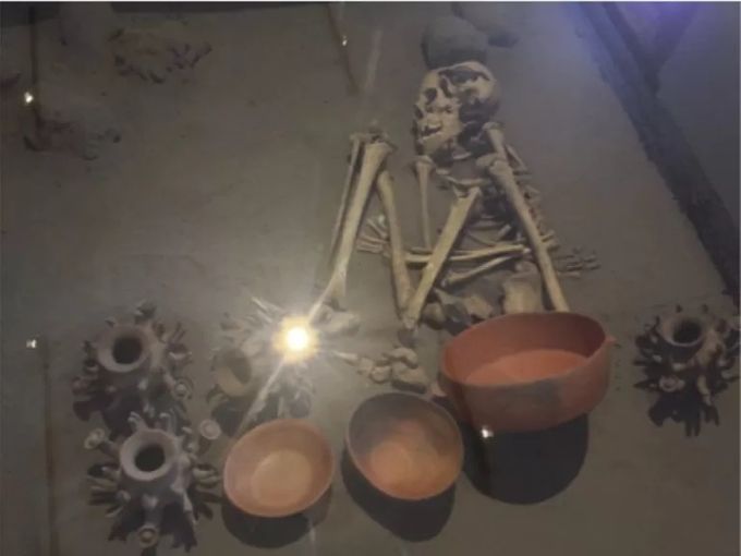 Restos de una niña otomí sacrificada, desmembrada y devorada. Museo de sitio de Tecoaque-Sultepec. Foto: Enrique Ortiz