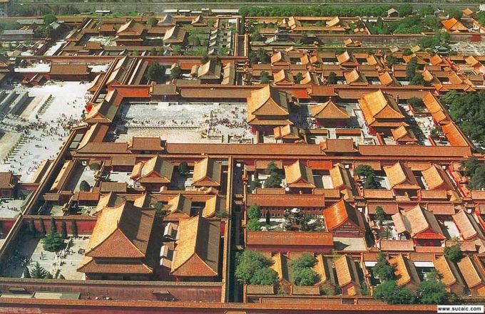 Vista aérea del Palacio Imperial de Beijín (o como se le conocía, la Ciudad Prohibida o el Palacio del último emperador chino)